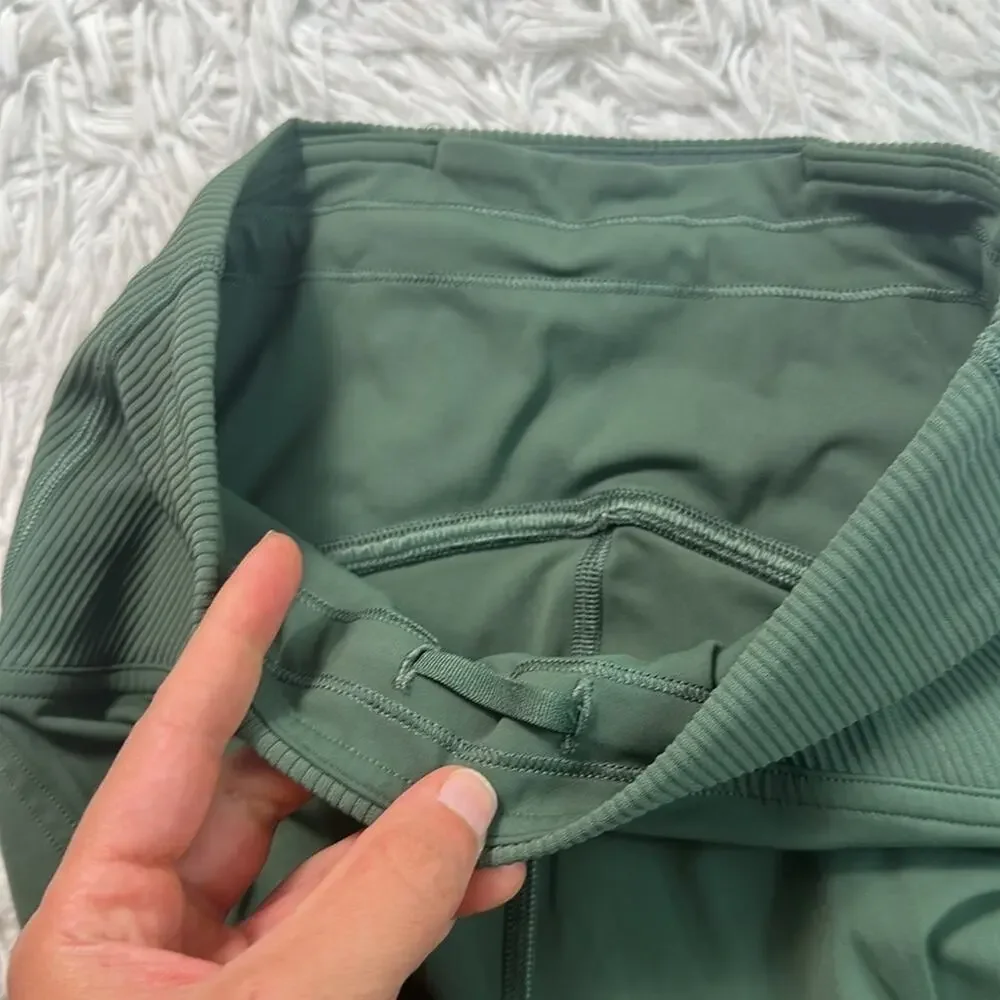 Lululemon Train Free High-Rise Crop 23